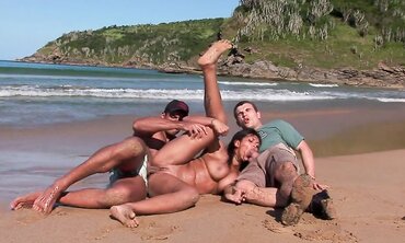 MMF Beach Hardcore with Double Penetration