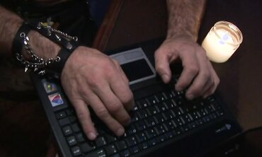 Leather Dudes: Gay Bear & Mature Fetish Scene