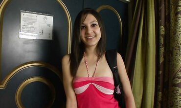 Petite Latina Simone Lopez Gets Hardcore