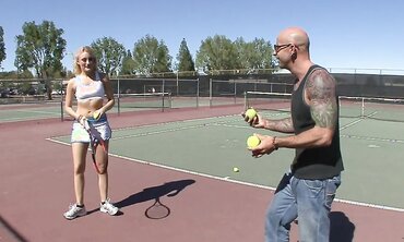 Petite Blonde Mallory Ray Murphy Takes a Creampie
