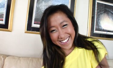 Japanese Amateur college girl Hardcore Sex With Natural Tits