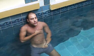 Luxury Living - A Day in The Life of Aquawoman