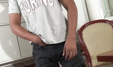 El Torino Showcases His Excellent Man Meat
