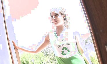 Cheerleader Jynx Labyrinth Goes Green With Hardcore Masturbation