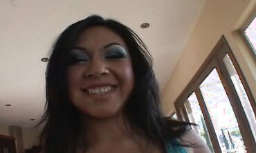 J.J. Cruz: Amateur Big Ass Blowjob In High Heels