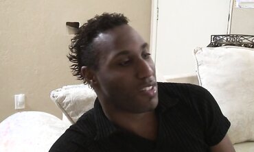 Luv The Thug: Big Cock Interracial Gay Action