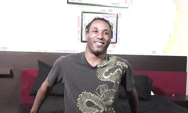 Ebony Spunk-Pump: A Gay Interracial Encounter