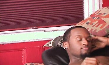 Big-Cocked Black Newbie Gets Stuck and Bugged