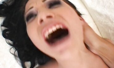 Rebeca Linares Takes Rough Anal Action