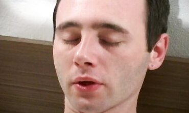 Italian Twink Gay Blowjob and Fucking