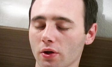 Italian Twink Gay Blowjob and Fucking