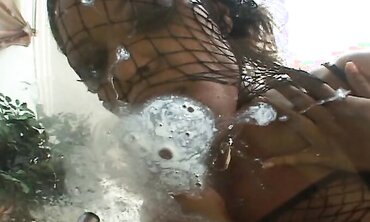 Marie Luv's Luxurious Ebony Ass