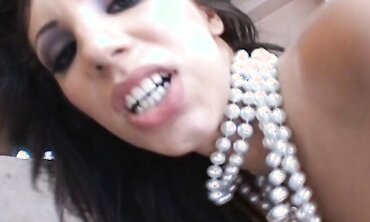 Tattooed Chloe Morgan Loves Deep Anal