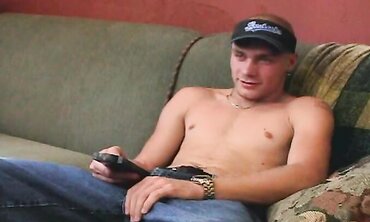 Newbie Lance Takes A Big Cock