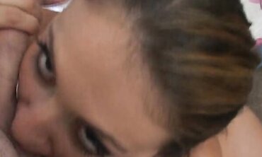 Cute Nadia Gives Super Oral Pleasure to Multiple Males with Cumshot