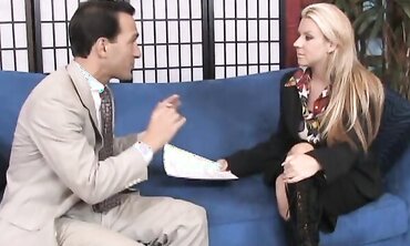 Blonde Pornstar With Natural Tits In Leather Gets Tit Fucked And Gives A Blowjob