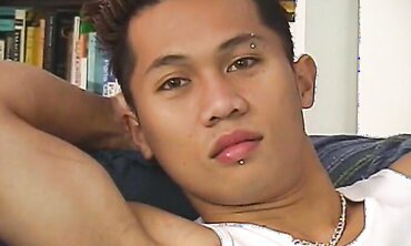 Pretty Chinese Twink Solo