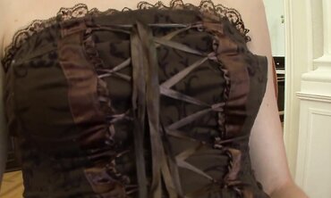 Laura Takes a POV Blowjob in High Heels