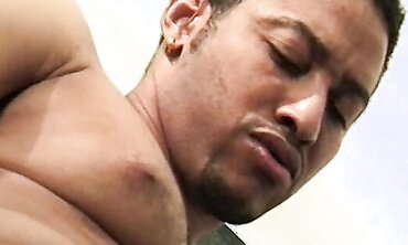 Bi-racial Huge Dick Interracial Threesome