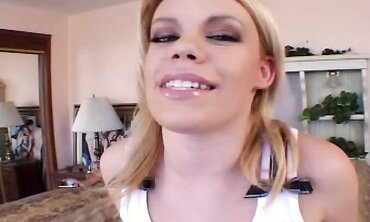 Rough Sex - Passionate Couple Humps Hard On Bed With Big Dick And Orgasm