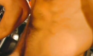 Muscular Otters' Intense Workout - Fitness Guru Shows You How To Get Ripped