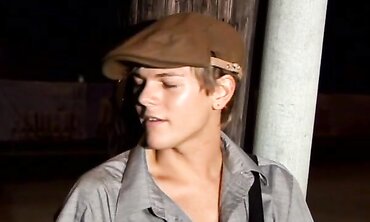 Hot MILF Teaches barely legal Guy How to Please an Older Woman