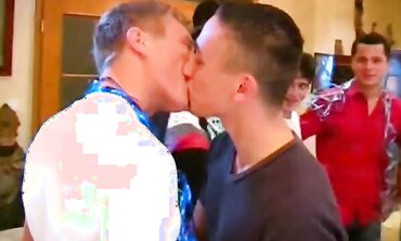 No-Condoms MILF Seduces barely legal Guy in Hot Hotel Room - Erin Electra