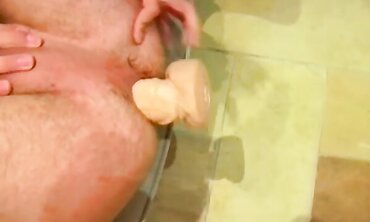 No-Condoms MILF Seduces barely legal Guy in Hot Hotel Room - Erin Electra