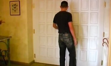 No-Condoms MILF Seduces barely legal Guy in Hot Hotel Room - Erin Electra