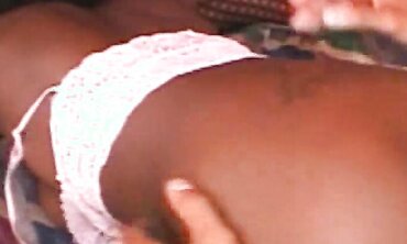 Dark & Delicious Threesome - MILF FFM Blowjob Creampie