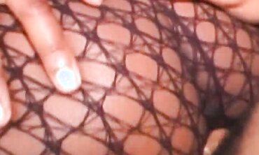 Dark & Delicious Threesome - MILF FFM Blowjob Creampie