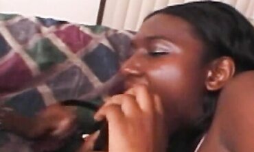 Dark & Delicious Threesome - MILF FFM Blowjob Creampie