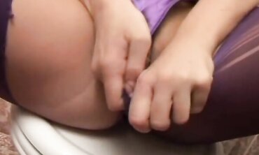 Hot Brunette Babe in High Heels Gives an Erotic Footjob with Perfect Toe Sucking