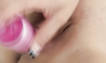 Pink-Haired Babe Gives Sensual Blowjob in Erotic Artistic Manner