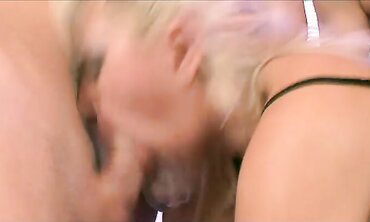 Threesome Frenzy - Three Hotties Share Sex Tips And Tricks