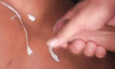 Real Life Foot Fetish - Hot Brunette Teen Explores Her Sole Desires