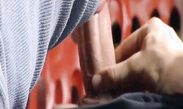 Hot MILF Gives A Wild Ride - Amateur Couple's Passionate Sex Adventure
