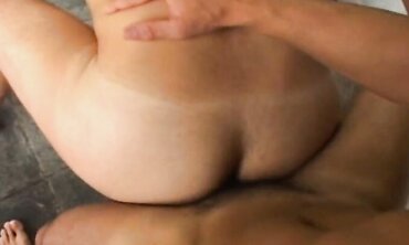 Hot Guys Flexing And Showcasing Their Muscular Bodies