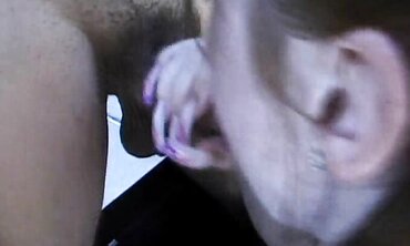 Summer-Lee's Sensual Blowjob Session - POV Style
