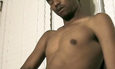 Ryan's Big Dick Chronicles - Pornstar Interview & Behind The Scenes Footage