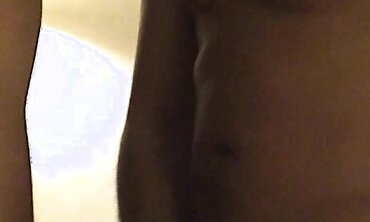 Hot MILF Gives Her Husband A Surprise With An Erotic Massage And Sex