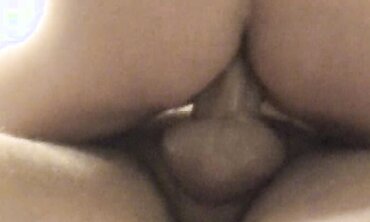 Hot MILF Gives Her Husband A Surprise With An Erotic Massage And Sex
