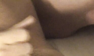 Hot MILF Gives Her Husband A Surprise With An Erotic Massage And Sex