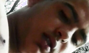 Eco-Friendly Couple Shows You How To Live Sustainably - Green Living Tips