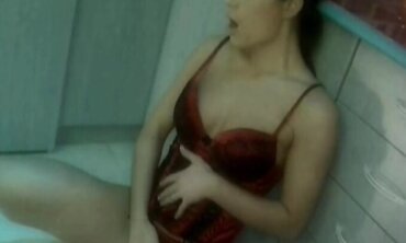 Hot & Steamiy MILF Cooks Up A Sexual Feast