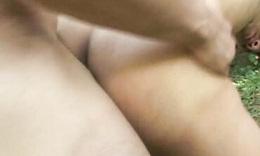 Beach Babe Blowjob - Sexy Brunette Sucks And Rides A Huge Dick On Beach Vacation