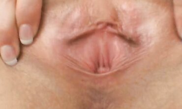 Sexy Blonde Babe Uses Her Mouth To Please A Handsome Stud - POV