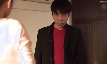 Son is getting bullied. Mommy wants to protect son. See description