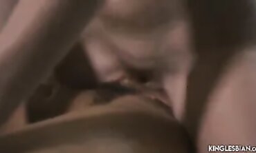 Ebony Dyke Enjoys Anal Play With A Massive Dark Toy