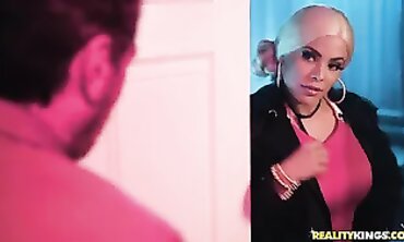 Luna Star Squirts and Takes It Anal in Lingerie